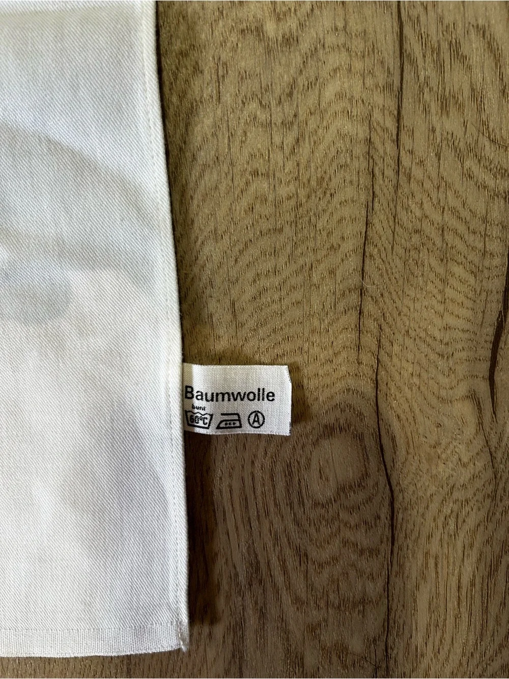 Elegant White Damask Table Linen with Floral Medallion